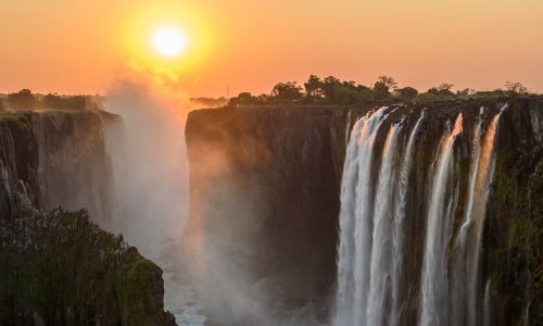 Zimbabwe - Victoria Fals Sunrise-min
